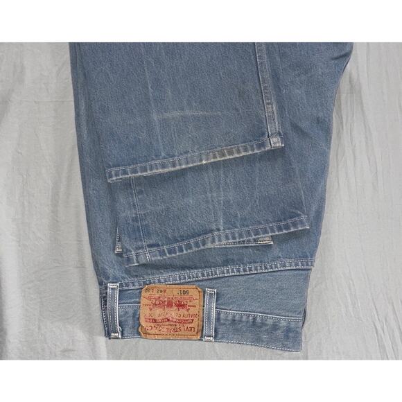 Levi's Vintage 501 Classic Straight Leg Button Fly Denim Jeans. Steel Blue 40X27 - Picture 4 of 9
